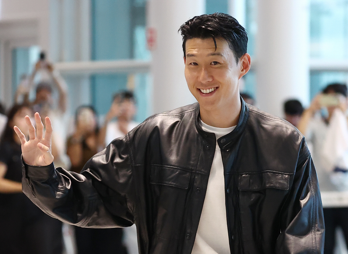 "SON, 함께해서 영광이었다" 손흥민 향한 헌사, '동상 세워주세요!'…