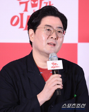 '악마가 이사왓다' 감독 
