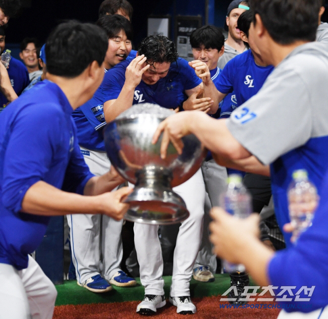 [공식발표]549S '한미일 끝판왕' 오승환 올시즌후 은퇴 결정. 21번…