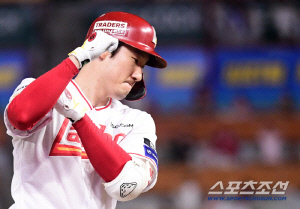'스리런 한방이 솔로 3방보다 낫네.' 오태곤 대타 역전 3점포 SSG, 홈런 3개 삼성에 5대4 역전승. 4위 눈앞[인천 리뷰]