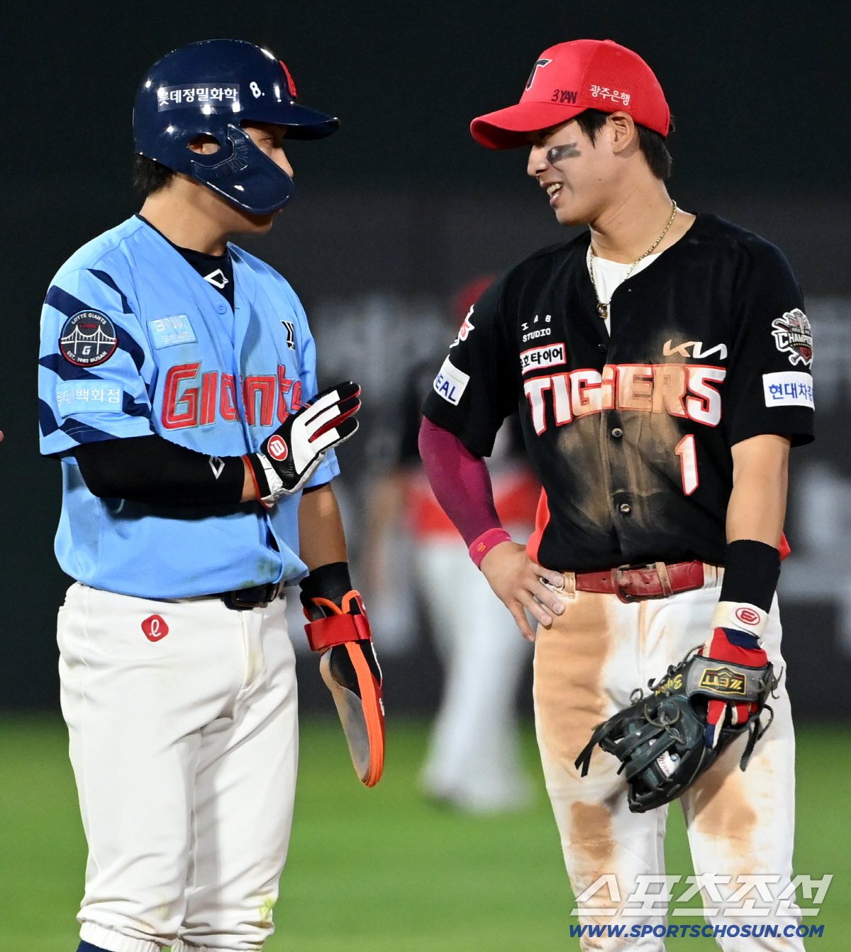 '가린거 아냐? 하던데로 했을 뿐' '승부욕 폭발' 박찬호-황성빈, 두 …