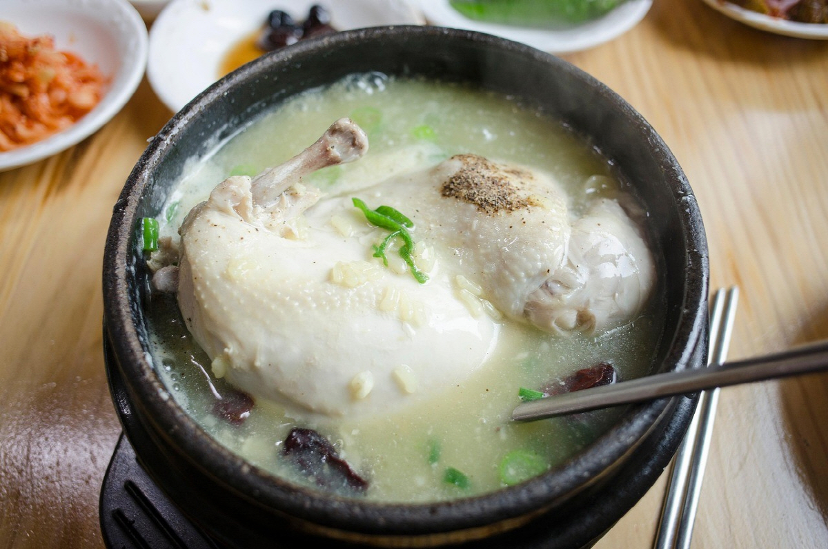 삼계탕·수박 등 보양식, 오히려 '독'이 되는 사람은?