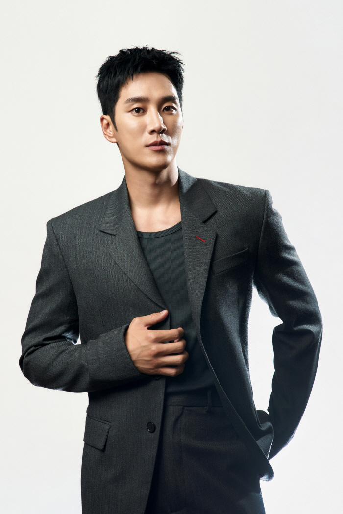 [인터뷰①] 안보현 "김선호 하차 이슈? 캐스팅 때 전혀 몰랐다..류승완 팬심으로 결정"('악마가 이사왔다')
