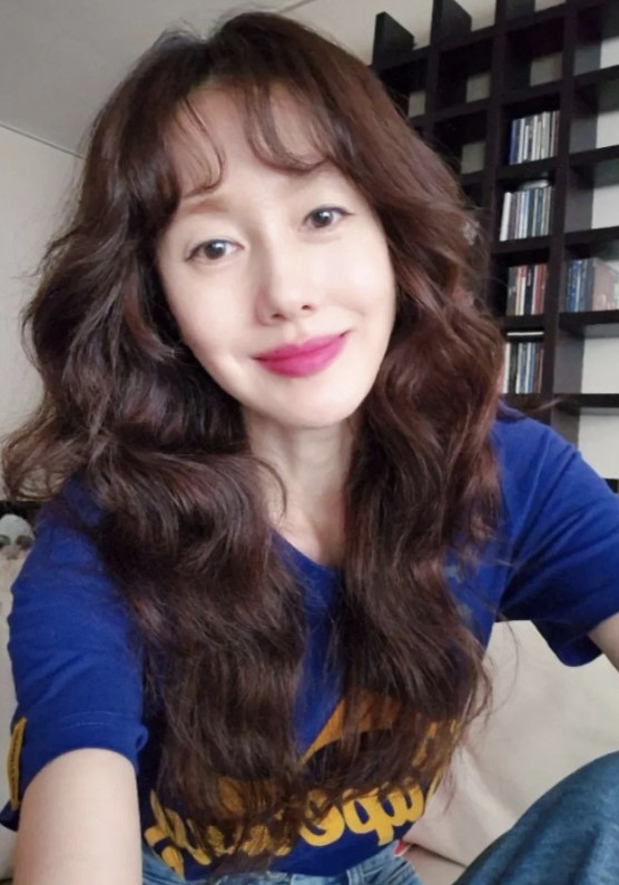 김지수, 9개월 살던 유럽 떠나 한국 왔다…'찐' 한식 먹고 행복
