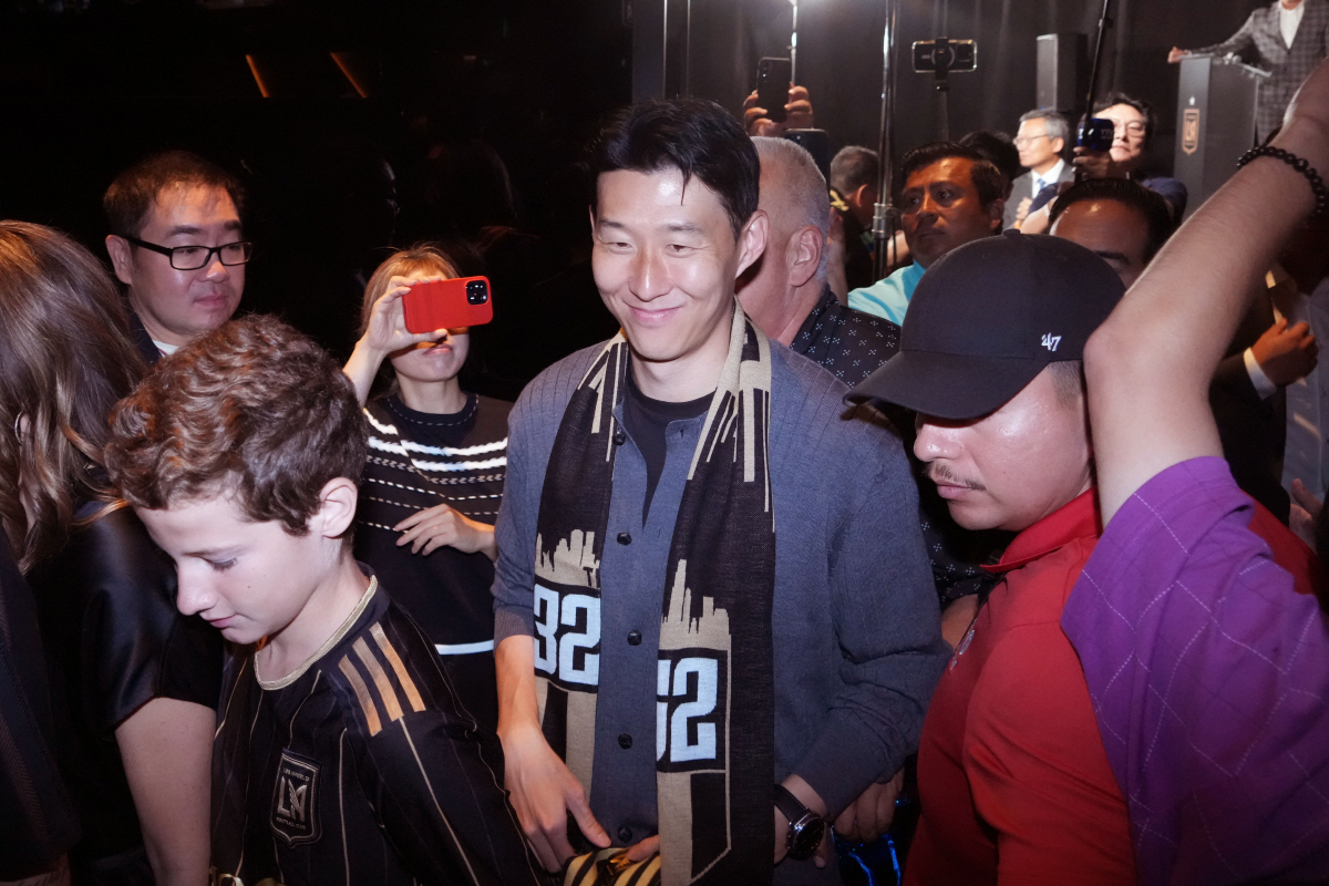 손흥민이 LAFC를 택한 다섯가지 이유, 전화+요리스+도전+한인 그리고 …