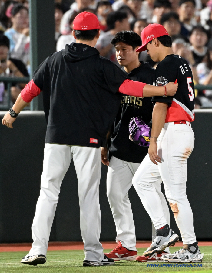 [속보]'또 햄스트링이라니' 진짜 김도영한테 왜 이러나, 벌써 3번째다…"병원 검진은 추후에"