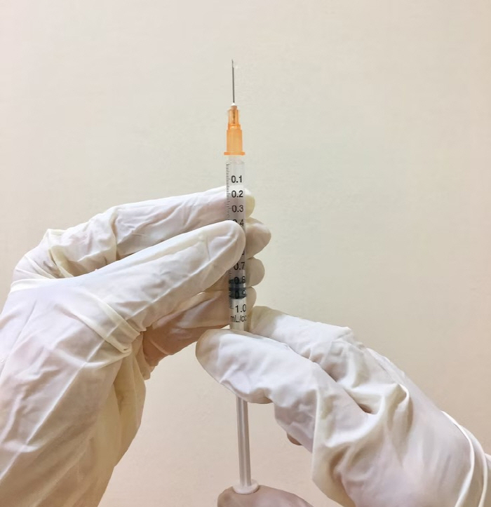 "결혼 전 HIV·에이즈 검사 의무화 법 추진"…얼마나 심각하길래?