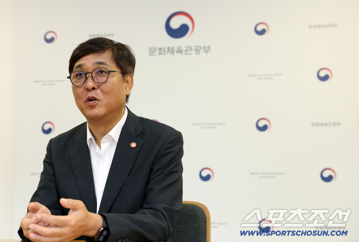최휘영 문체부장관,유승민 대한체육회장 첫만남..."공정한 체육계X전문체육…