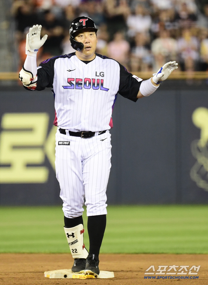 김서현 붕괴! 김현수 2500안타! 천성호 끝내기! → LG가 다 챙겼다! 한화 2경기차 따돌리며 1위 사수