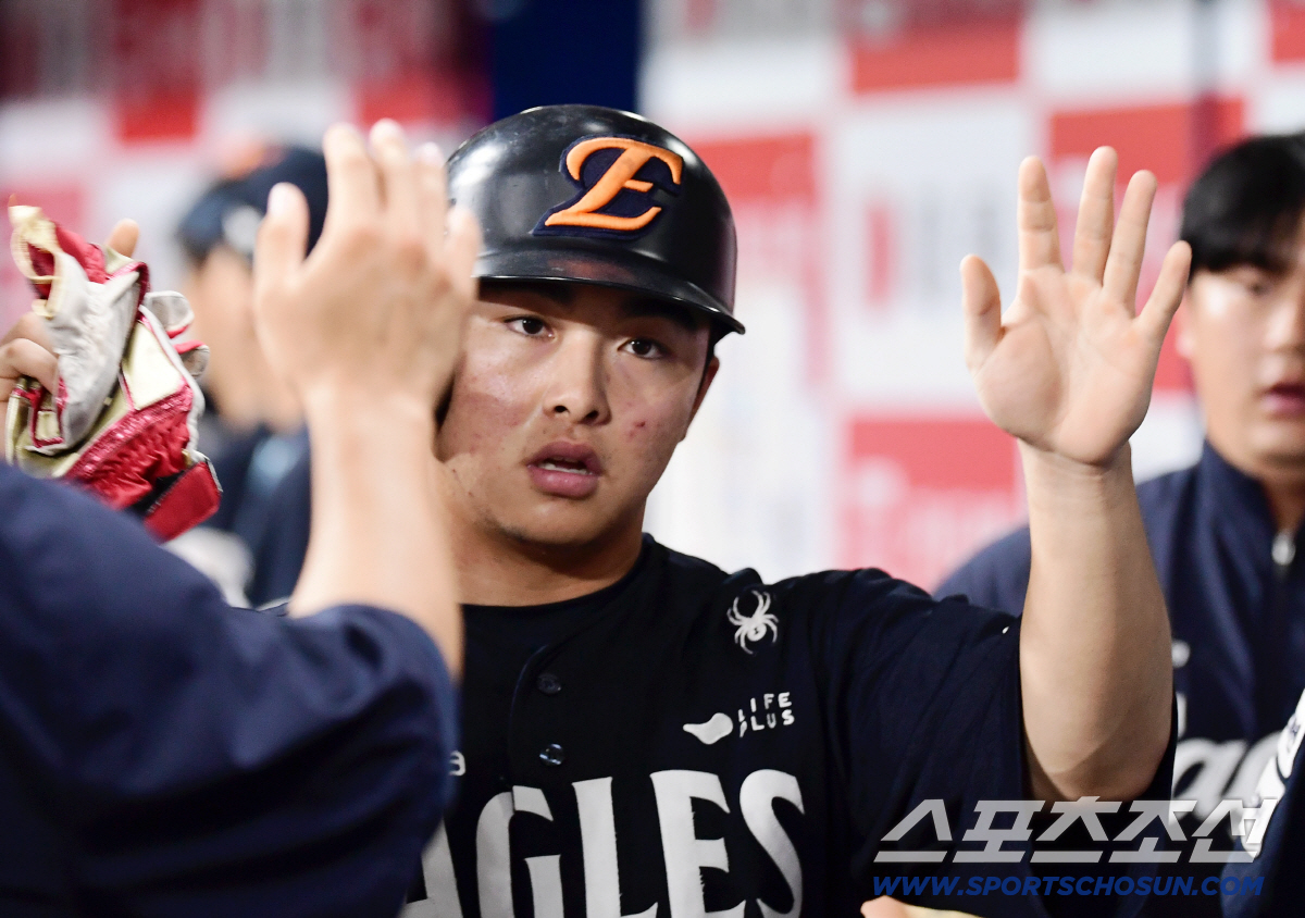 5회까지 1득점→6회부터 무안타. 오늘은 다이너마이트 타선 깨어날까. 황…