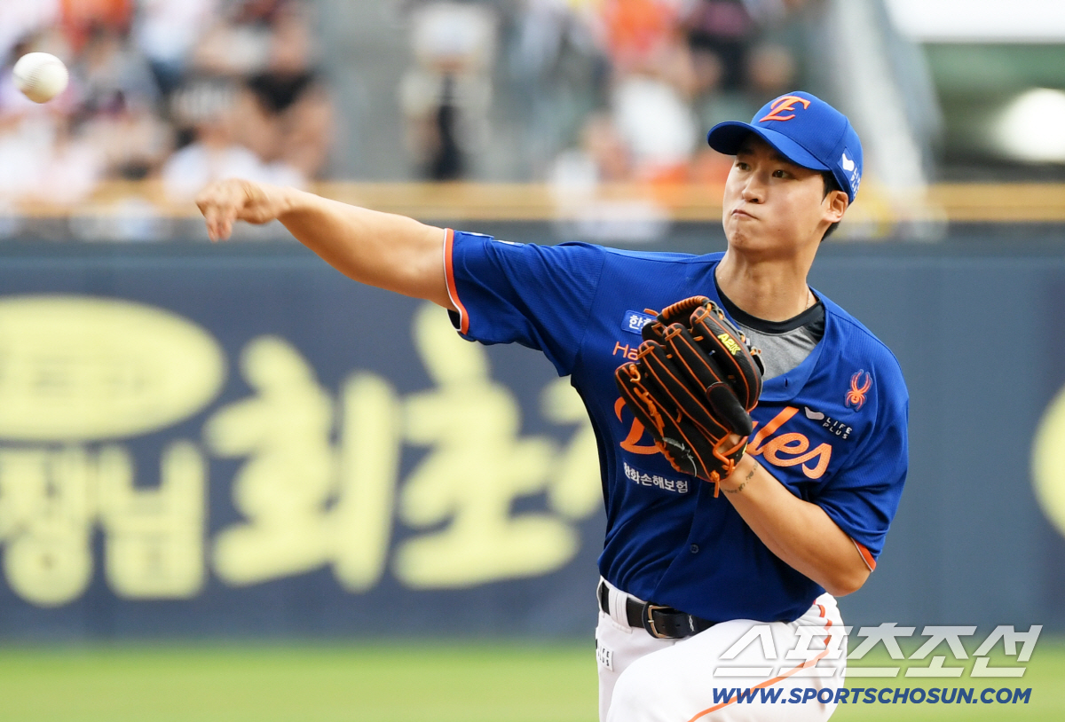 '맞대결 2연승→3G차 1위→독주 체제.' 오스틴 부상 복귀 첫 홈런+치…