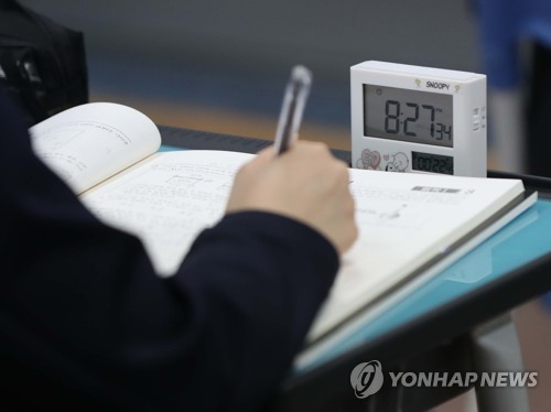 아동 3명 중 1명 "잠 부족해"…이유는 학원·SNS·숙제