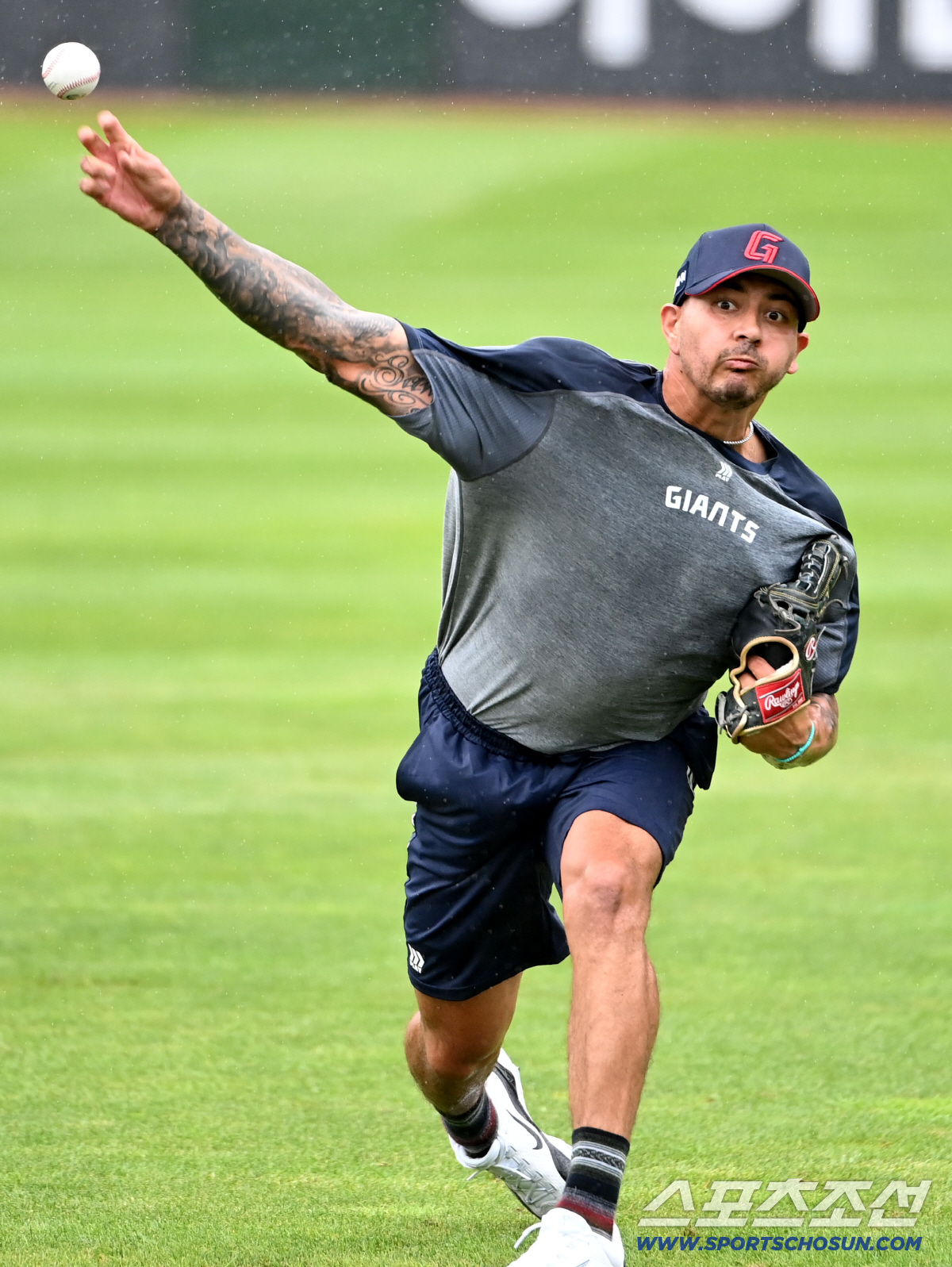 '대기록 눈앞인데…' 흔들리는 한화에 선전포고? "증명하러왔다" 벨라스케…