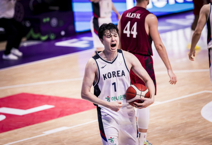 라건아없는 한국 A조 최하위+아시아컵 파워랭킹 10위. 충격적 평가절하 …