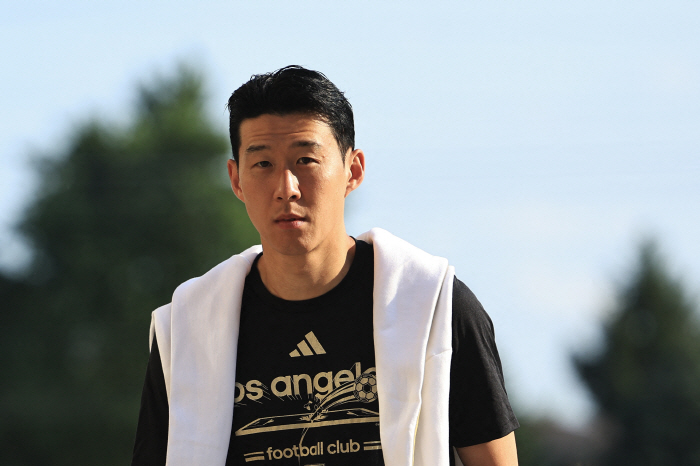 '대스타' 손흥민 미친 침투! 페널티킥 유도→성공적인 MLS 데뷔전…39분 소화, LAFC 2대2 무승부