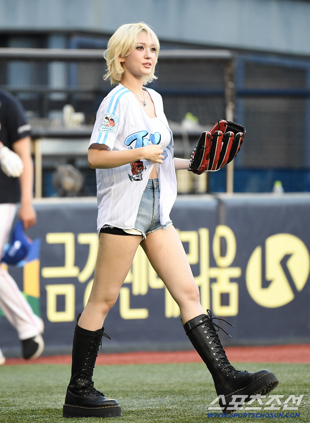 [포토] 시구자로 나서는 전소미