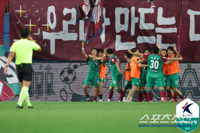 "주민규 부활포X1골1도움 김준범"대전,수원FC에 3대2 재역전승!2위 …