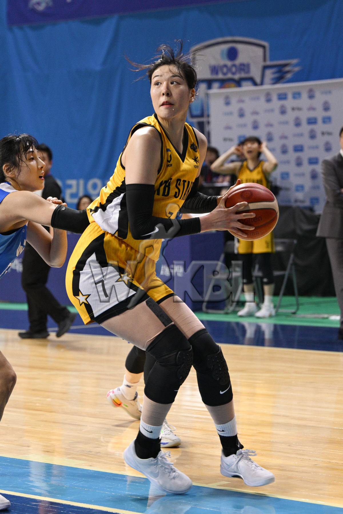 '농구가 축구를 만났을때' WKBL '박신자컵' 개막 전부터 흥미롭네…유…