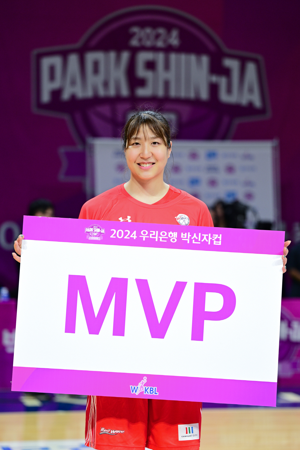 '농구가 축구를 만났을때' WKBL '박신자컵' 개막 전부터 흥미롭네…유…