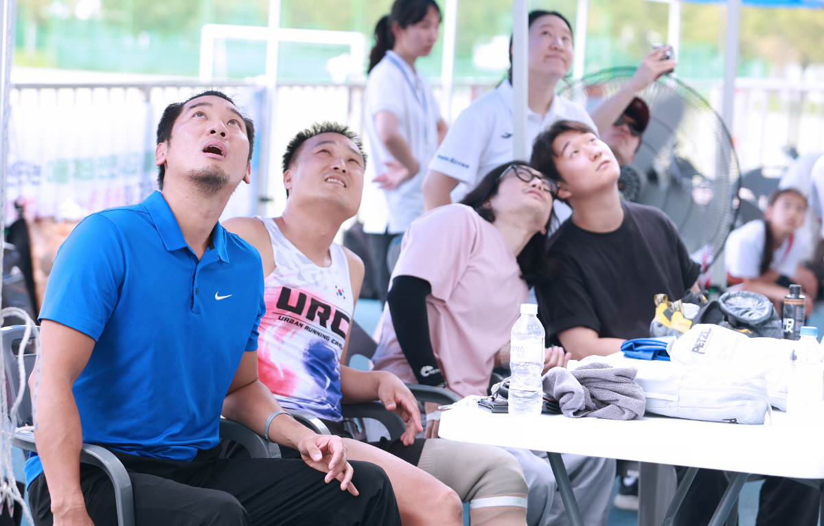 '이제 첫 홀드를 잡는다' 서울세계선수권 향해 손 뻗은 한국 파라클라이밍…
