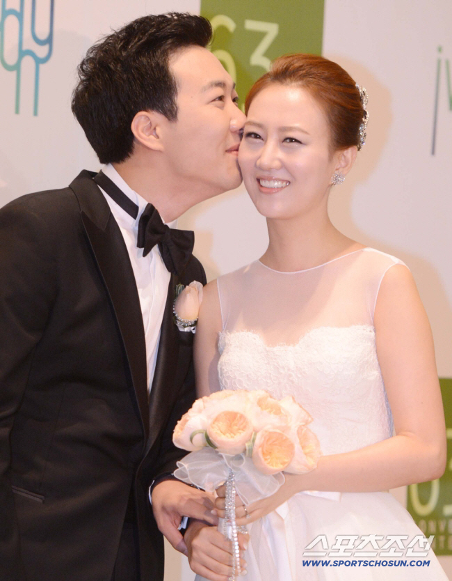장윤정♥도경완, 子연우 '학비 7억' 국제학교 보낸 보람있네 "美 존스홉…