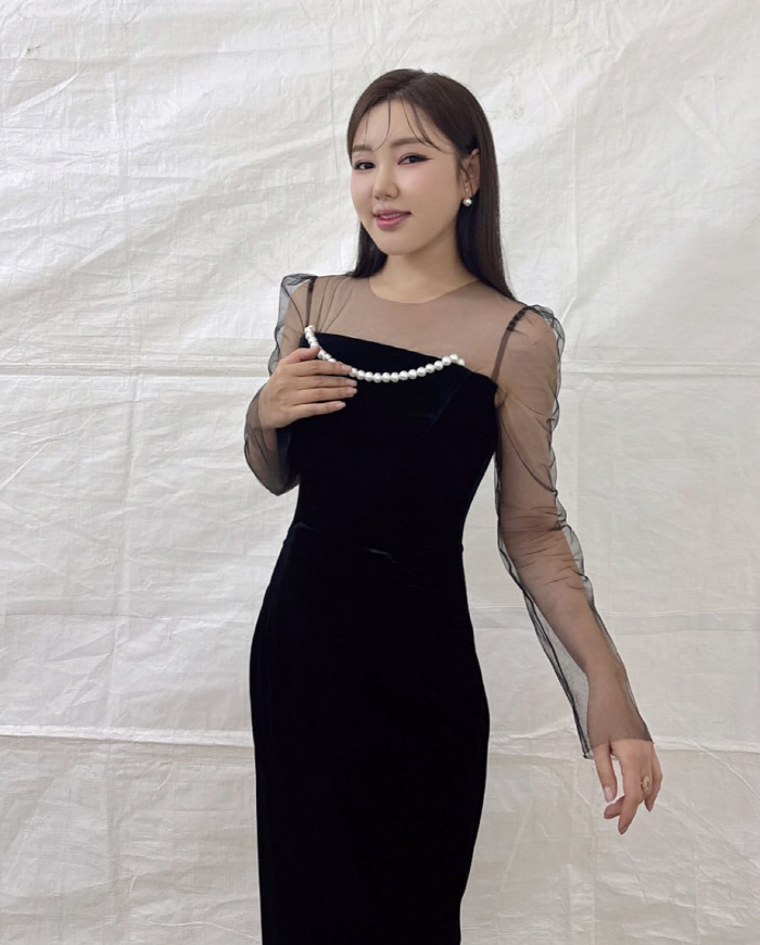 153cm 송가인, 키 170cm됐다..9등신 황금 비율