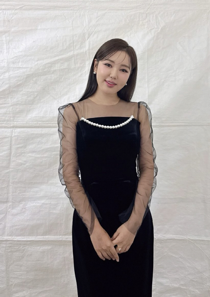 153cm 송가인, 키 170cm됐다..9등신 황금 비율