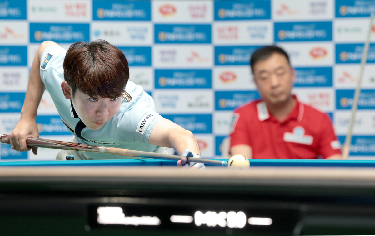 '다 따라잡았는데…두 번의 미스 샷에 날아간 첫 우승 꿈' 베테랑 엄상필…