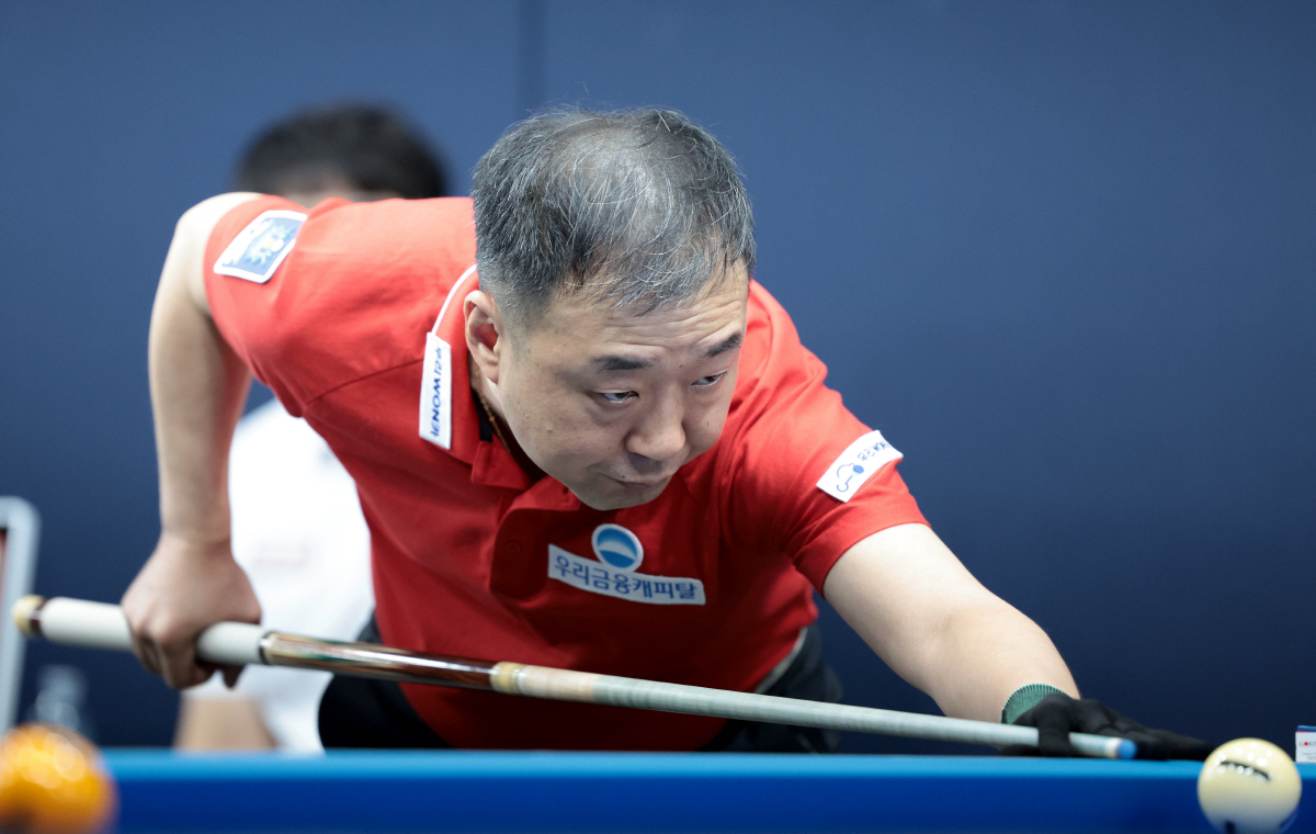 '다 따라잡았는데…두 번의 미스 샷에 날아간 첫 우승 꿈' 베테랑 엄상필…