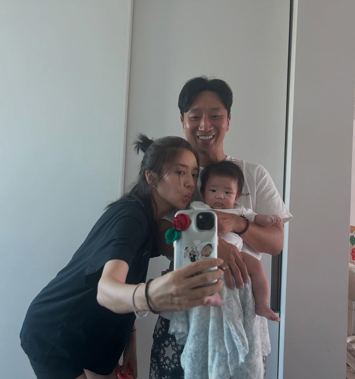 '이규혁♥' 손담비, 출산 90일만 13kg 감량 비결..."거의 일자로…