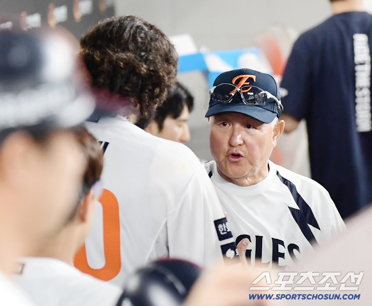 이제는 KBO 역사! 최초 15연승&최소 경기 200K 모두 품었다…그러…