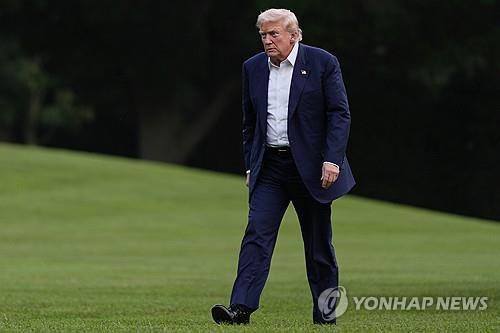 트럼프, 골드만삭스도 압박…"관세 예측 틀린 이코노미스트 교체"