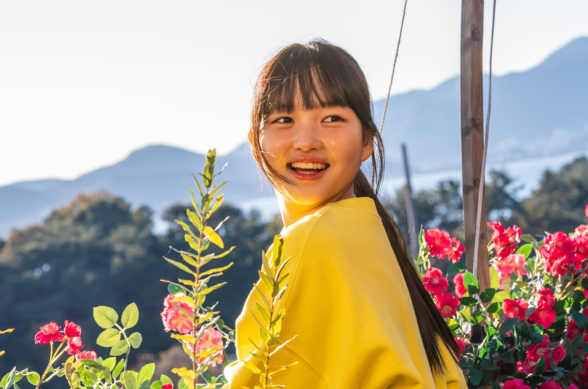 "금발 헤어가 더 잘 어울려"…'토르' 변신한 윤경호, 역시 넘버원 웃음…
