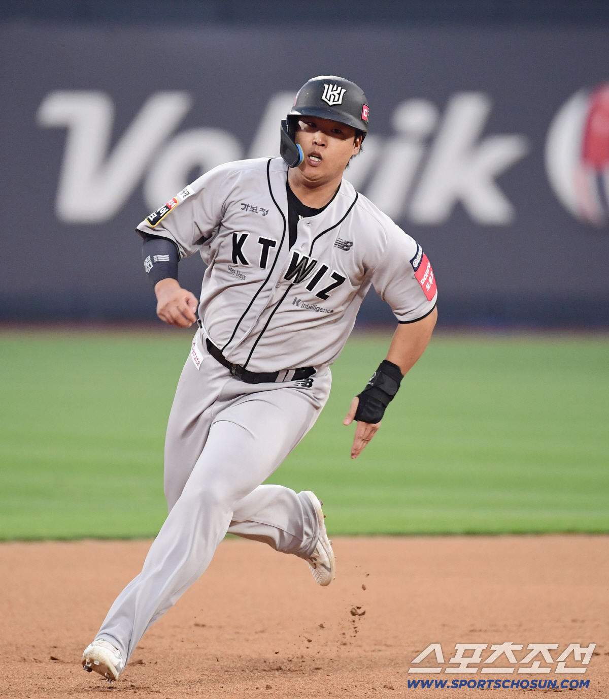 'FA 100억 물음표' 그런데 ML 진출?…강백호, NL MVP 타자 …
