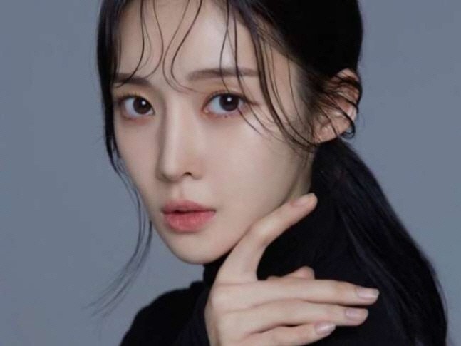 티아라 아름, 팬 상대 사기 혐의 집행유예 1년…남자친구는 징역형[종합]