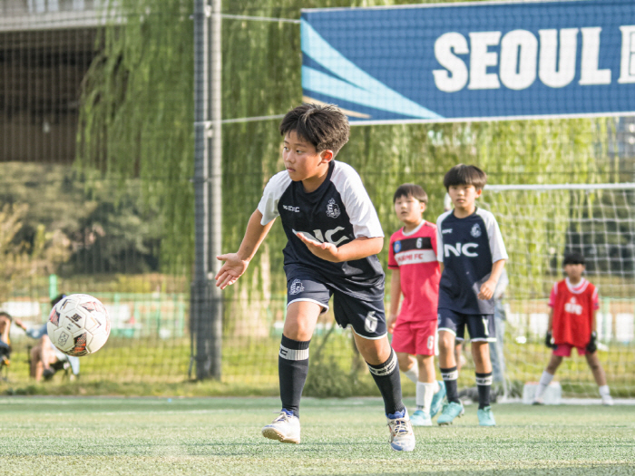 서울 이랜드, 뉴발란스와 함께하는 여성·유소년 축구 축제 '2025 레울…