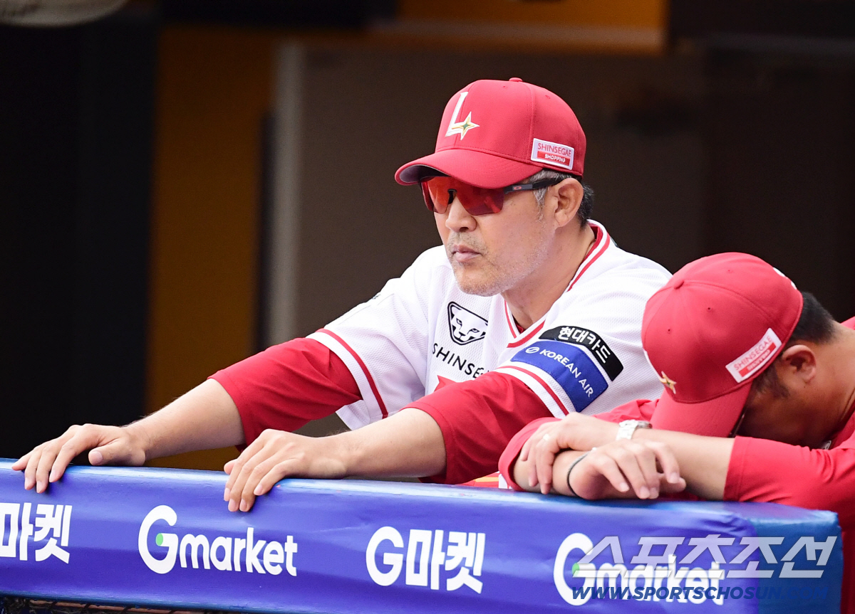 잘 나가는 SSG, 암초를 만났다...앤더슨 허벅지 이상 "다음 등판, …