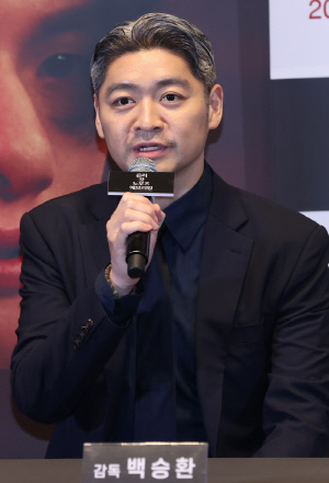 '온리 갓' 백승환 감독 