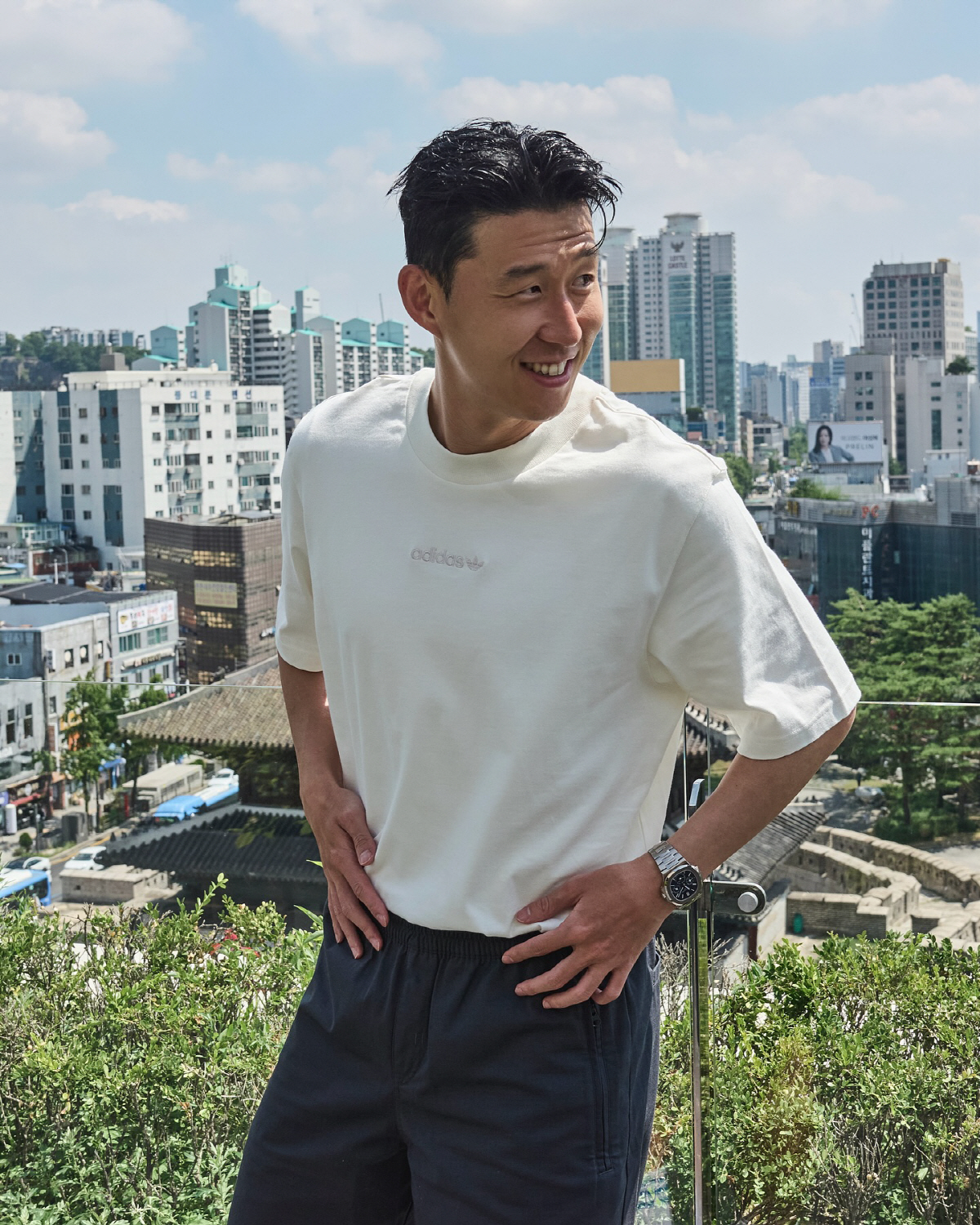 역대급 순위 떴다! 10년 만에 둥지 옮긴 손흥민, '우상' 호날두 뒤이…