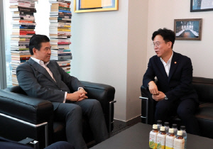 암참, 김영훈 고용부 장관과 간담회…노란봉투법 등 현안 논의