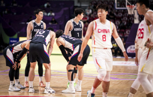 '3점슛 2개만 들어갔어도…' 투혼 불사른 한국농구, '만리장성' 턱밑까지 쫓아갔지만, 끝내 결승 실패