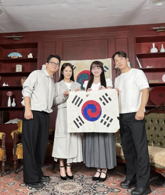 김준호♥김지민 "대한독립만세"..애국심 투철한 신혼부부 '현충원서 포착'