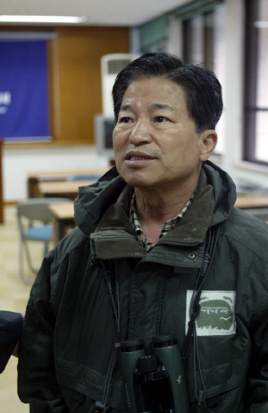 '새 박사' 윤무부 교수, 오늘(15일) 별세…향년 84세