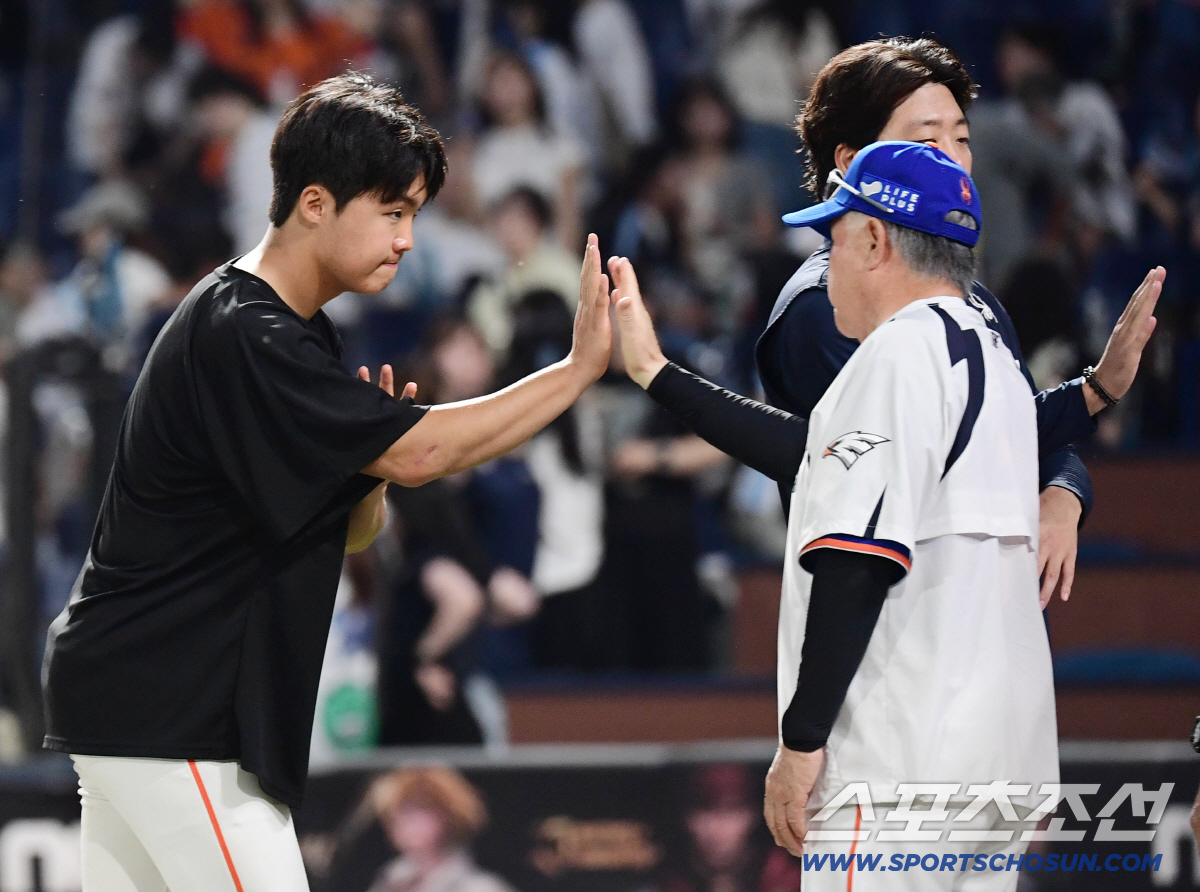 "보이지 않은 실수 많았다" 폭풍 연승에도 방심없다! 이래서 1000승 …