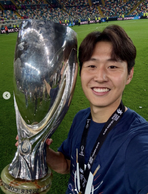 '韓 이런 선수 있었나' 또또 '1호골 작렬' 기록 수집가 이강인, PSG 잔류 가능성…레키프 '훌륭한 시작, PSG 입지 다질 기회'