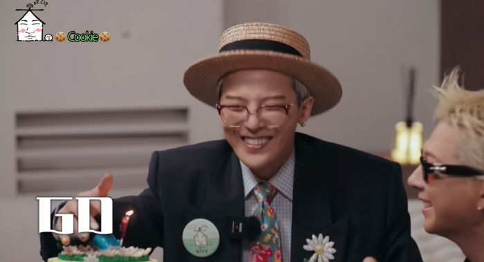 지디 배지까지 착용..빅뱅 19주년 맞아 완전체 회동 포착