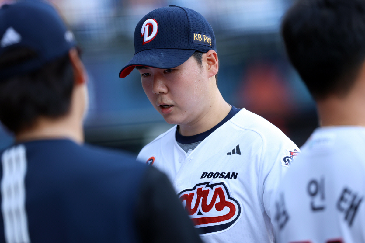'와 긴급 등판인데' 역대급 데뷔전, 39년 만의 역사 썼다…두산, KI…