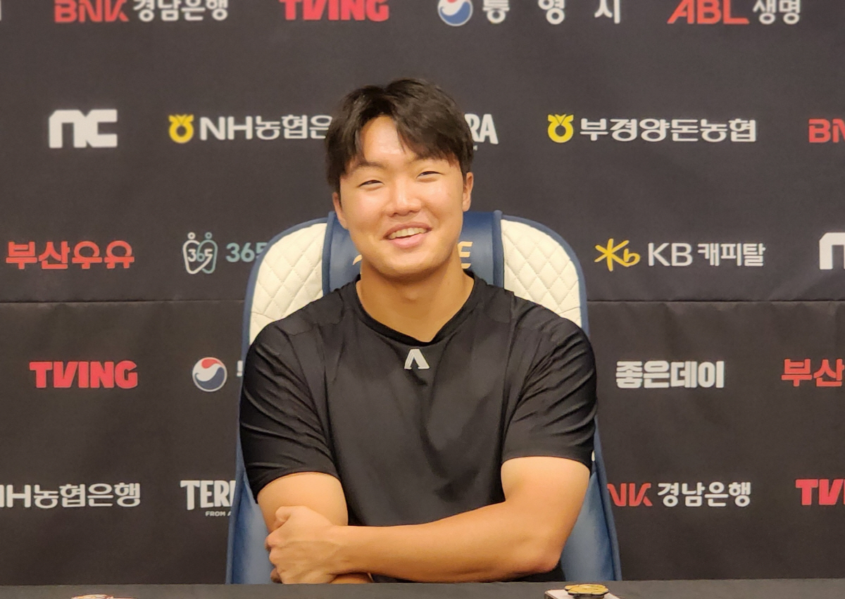 '157㎞' 신인 파이어볼러 → '필살기' 갖추니 한화 필승조 발돋움+닥…