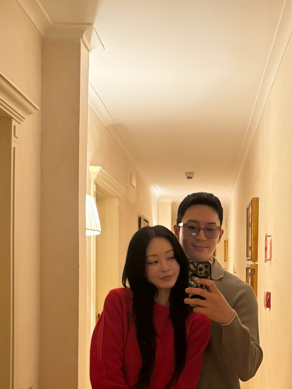 "인생은 한예슬처럼"…한예슬♥류성재 부부, 이국적 풍광에 '찰떡' 비주얼…