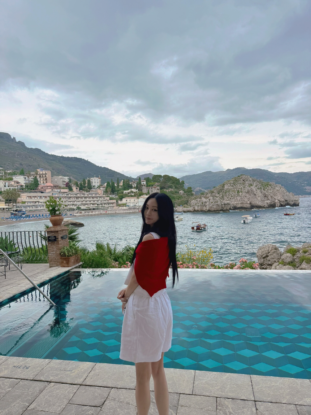 "인생은 한예슬처럼"…한예슬♥류성재 부부, 이국적 풍광에 '찰떡' 비주얼…